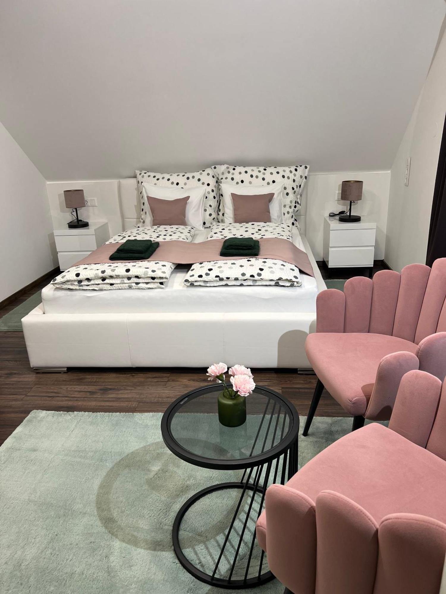 Appartement True Gem At The Airport By Newave Budapest