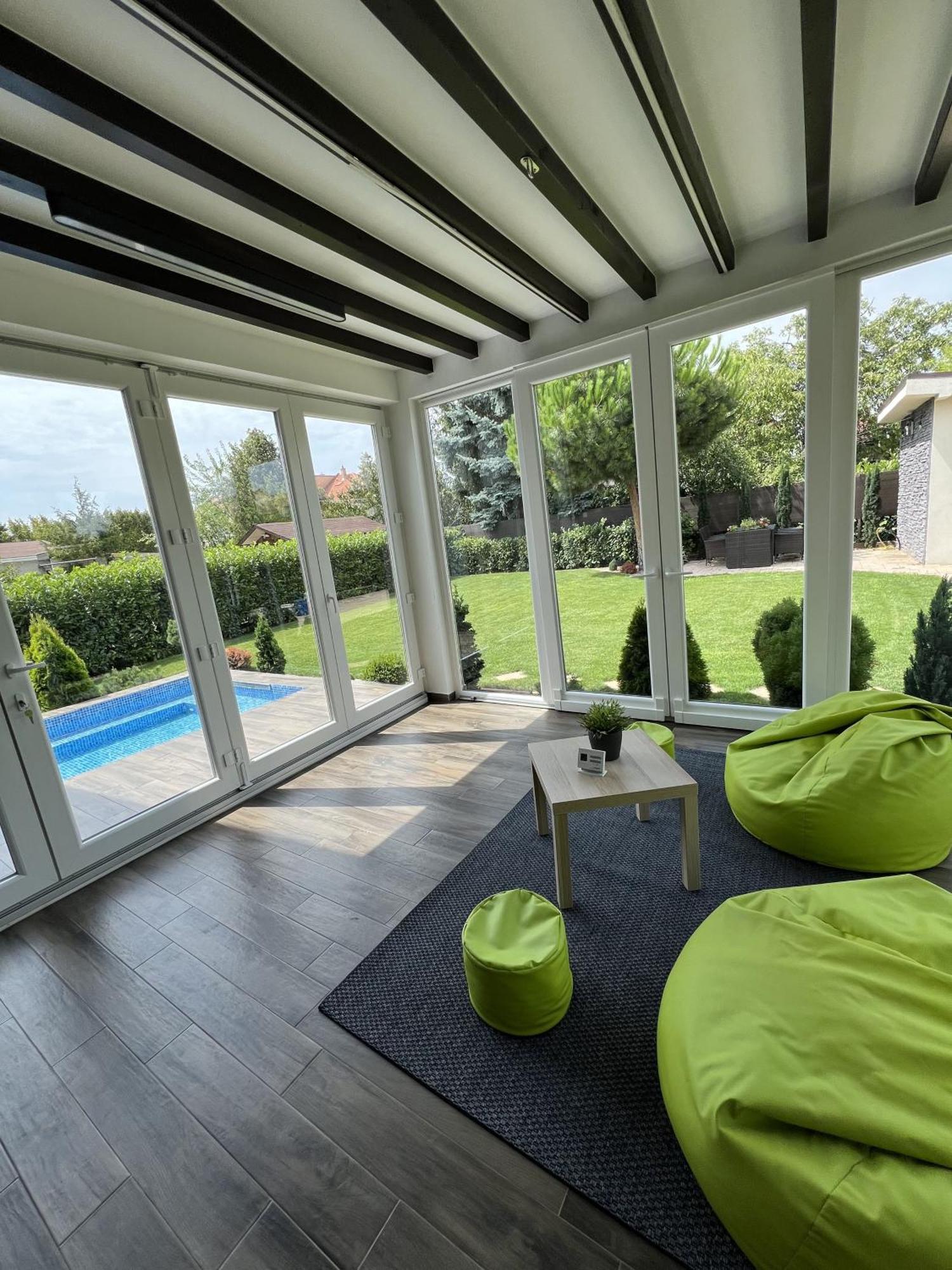 True Gem At The Airport By Newave Appartement